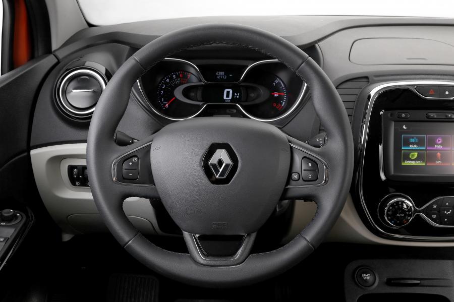 Панель приборов Renault Captur 2016 года  (LA) (фото 34 из 43)